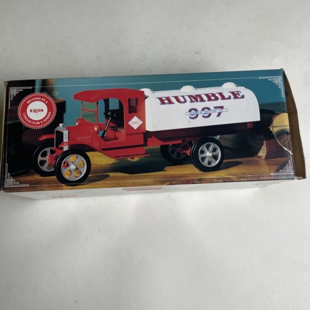 1994 Exxon Humble‎ Toy Tanker Truck – Brand New in Box Vintage Promo